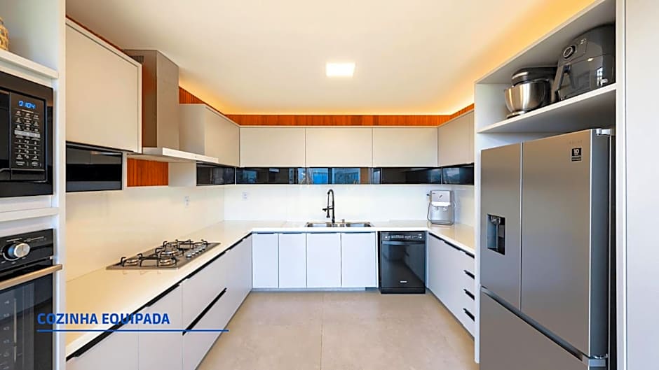 Oceanfront Mansion with 8 Suites in Praia do Forte