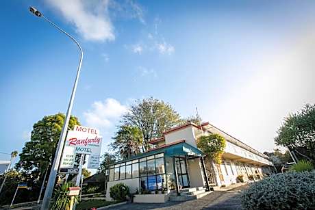 Ranfurly Evergreen Motel