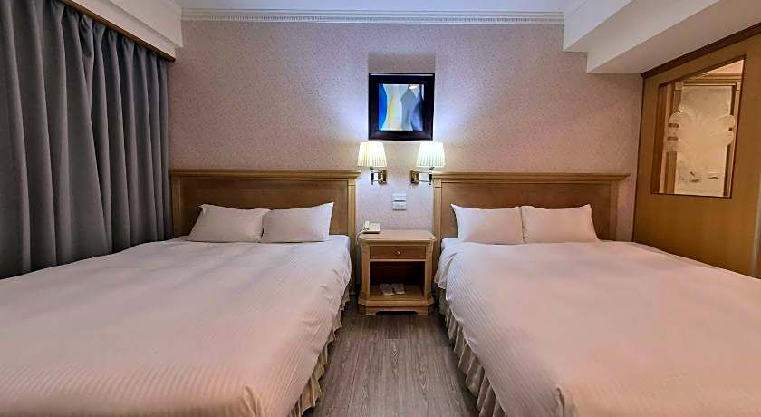 Cambridge Tainan Hotel
