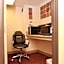 Ramada by Wyndham Fresno Northwest