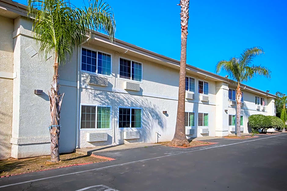 Motel 6 Merced, CA