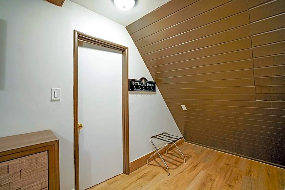 Arrowhead Tree Top Lodge