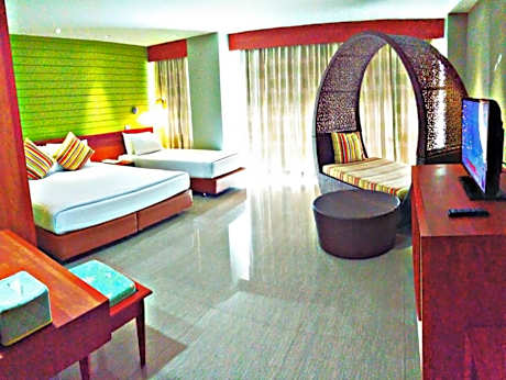 Triple Room with Mountain View