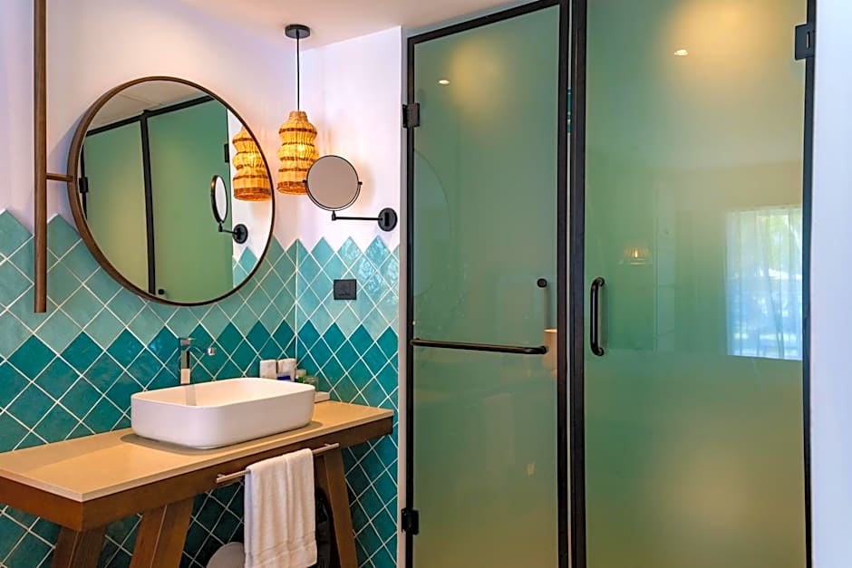 Tropical Princess Beach Resort & Spa All-Inclusive