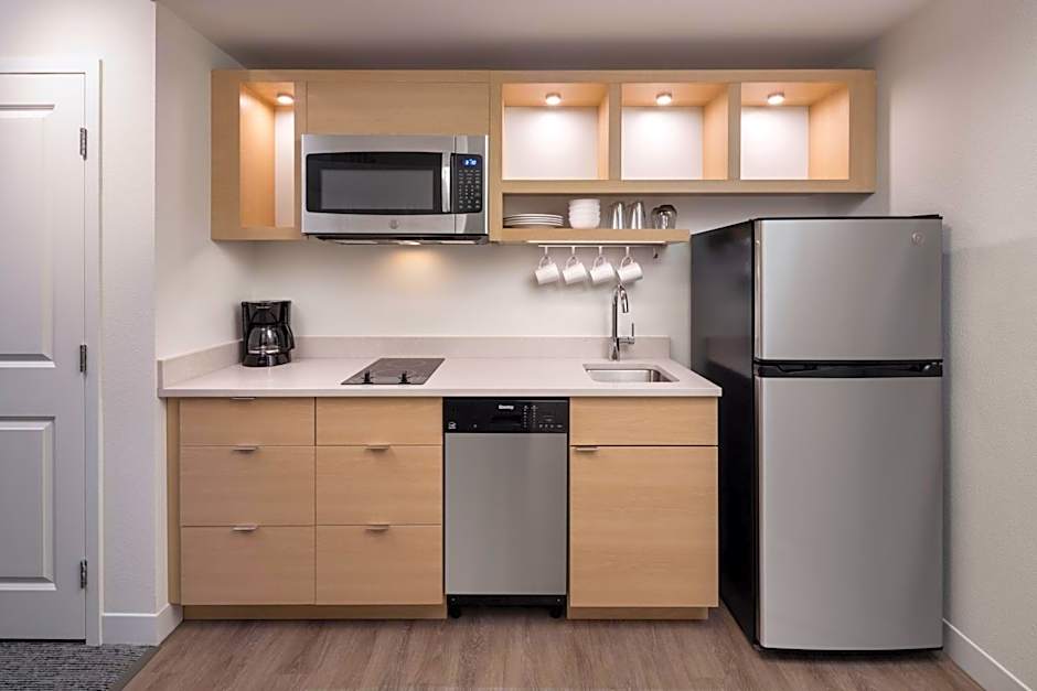 TownePlace Suites by Marriott West Kelowna