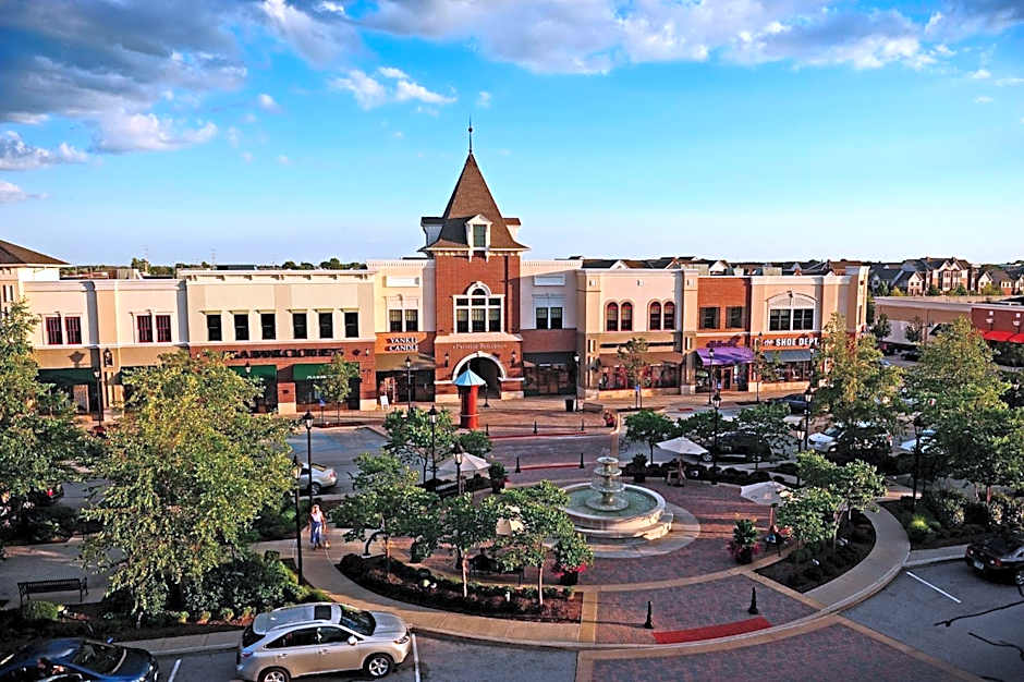 Holiday Inn & Suites Toledo Southwest - Perrysburg by IHG