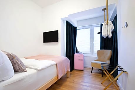 Single Room with Shower