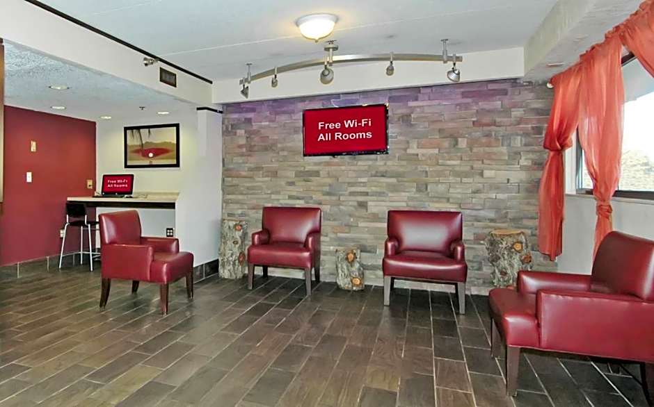 Red Roof PLUS+ Chicago - Hoffman Estates