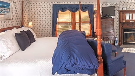King Room with Spa Bath