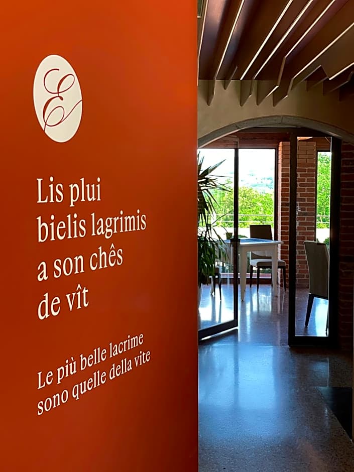 Elliot Osteria e dormire in collina