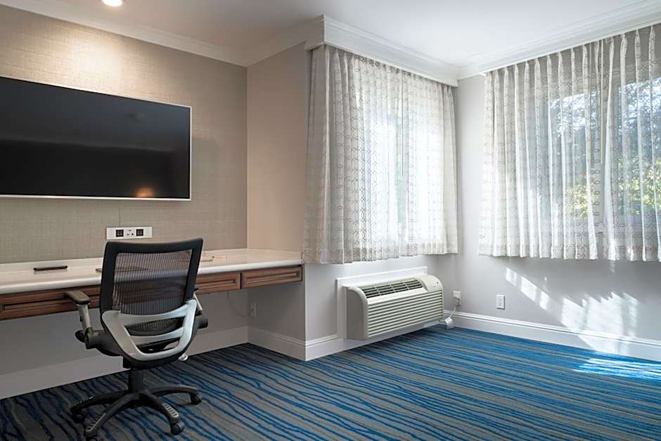 Woodcrest Hotel Cupertino