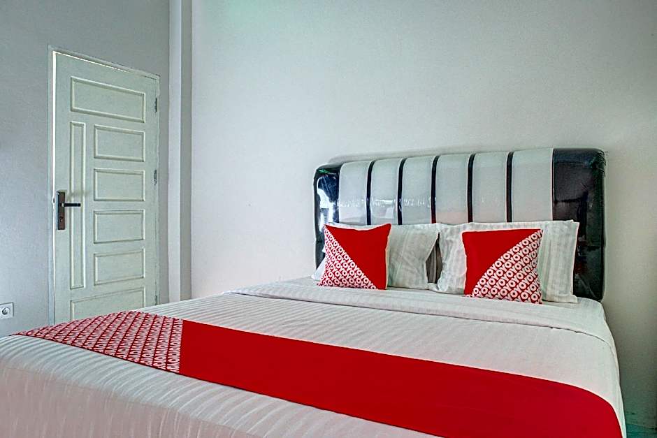 OYO 3266 Alifah Residence Syariah