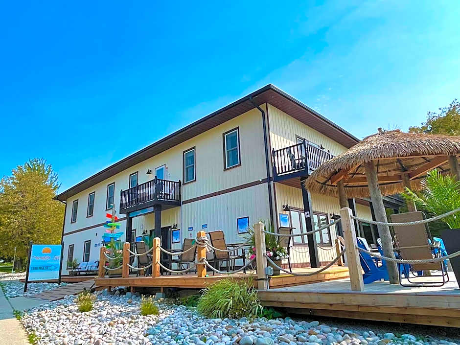 Paradise Inn On the Beach