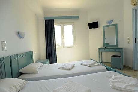 One-Bedroom Apartment Beach Front