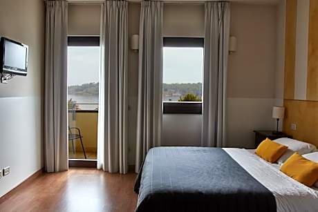 Double Room with Lake View