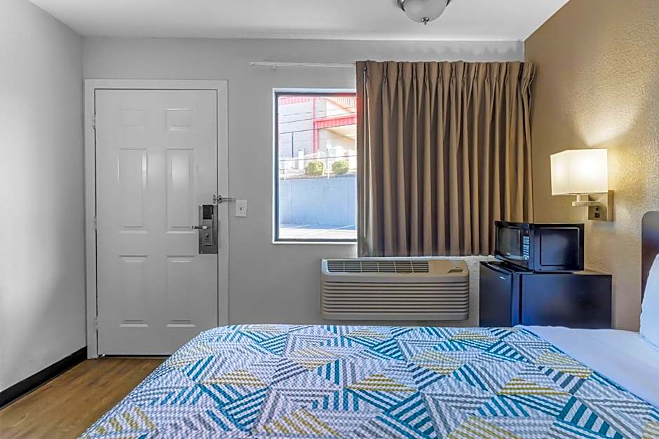 Motel 6 Elizabethtown, KY