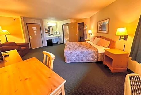 Shell Lake Lodge, a Travelodge by Wyndham