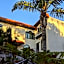 Grande Colonial La Jolla