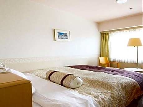 Single Room - Non-Smoking