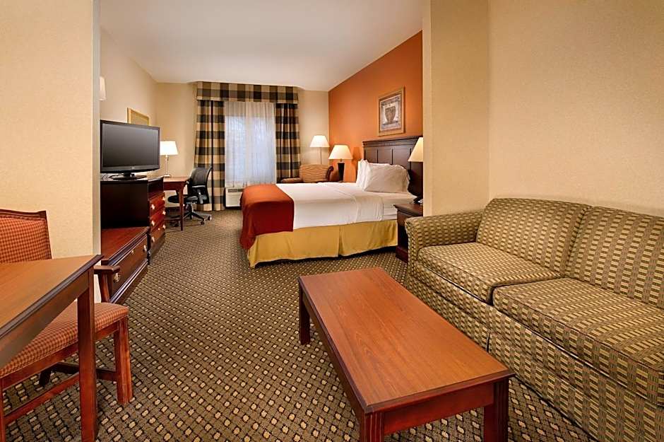 Holiday Inn Express & Suites Chambersburg By IHG