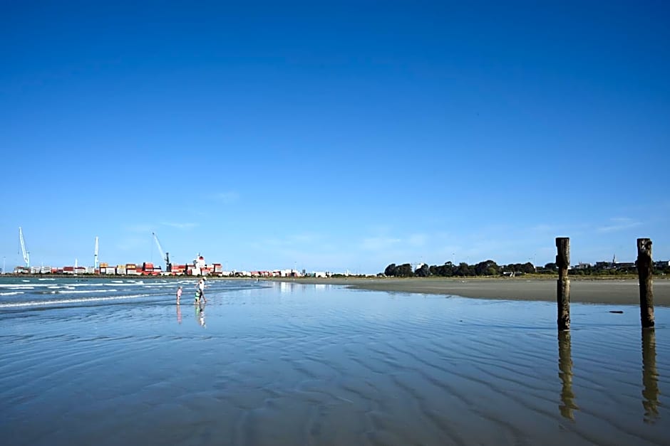 The Sanctuary & Spa Plus FREE Breakfast