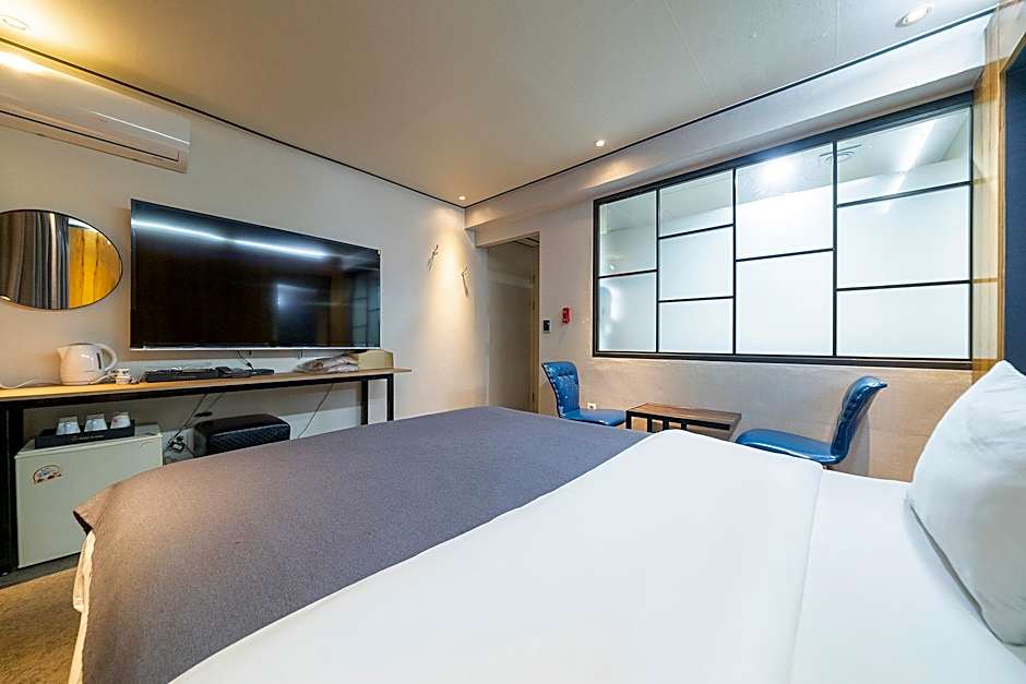 Chuncheon Urbane Hotel