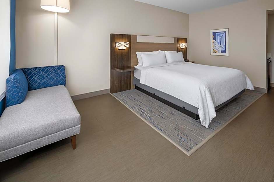 Holiday Inn Express And Suites Waynesboro East By IHG
