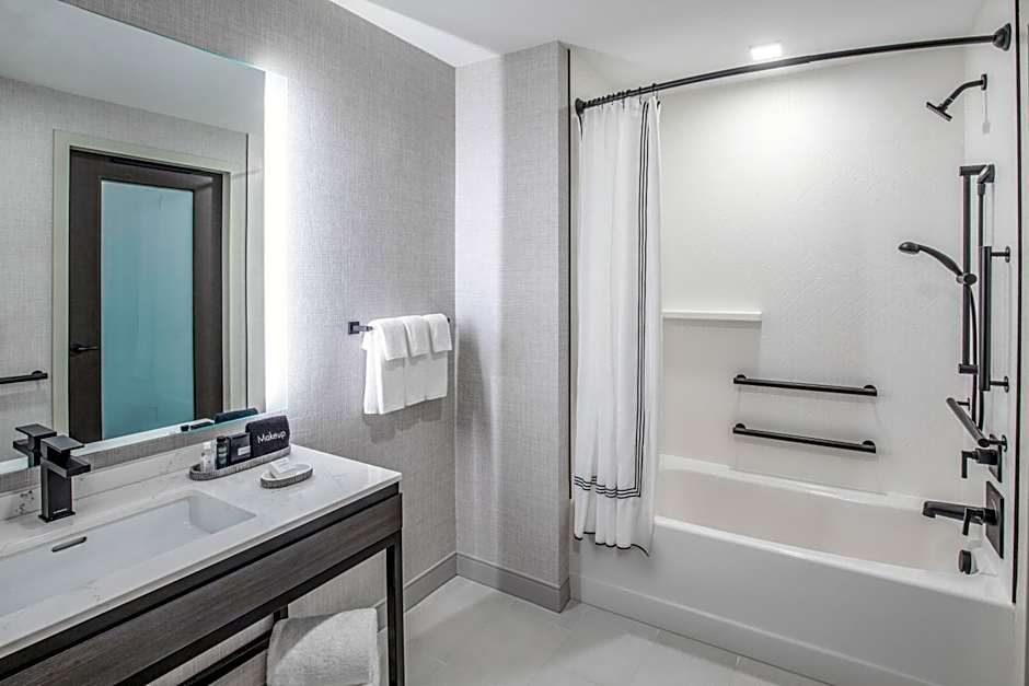The Artisan at Tuscan Village, Salem, a Tribute Portfolio Hotel