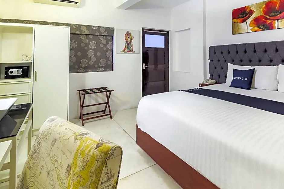 Capital O Hotel 522