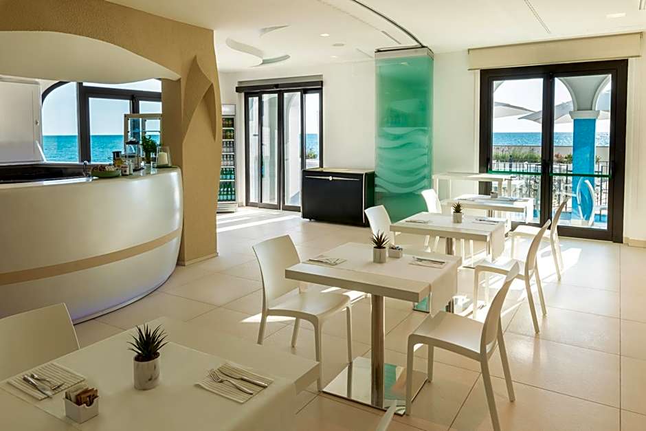 Life Hotel Seaview & Spa