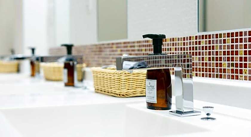 Wild Cherry Blossom HOSTEL,TOKYO KOGANEI