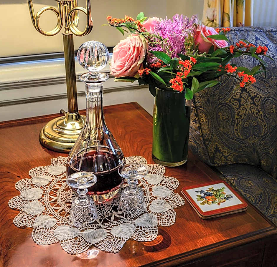 Inn by the Bandstand a Boutique Hotel