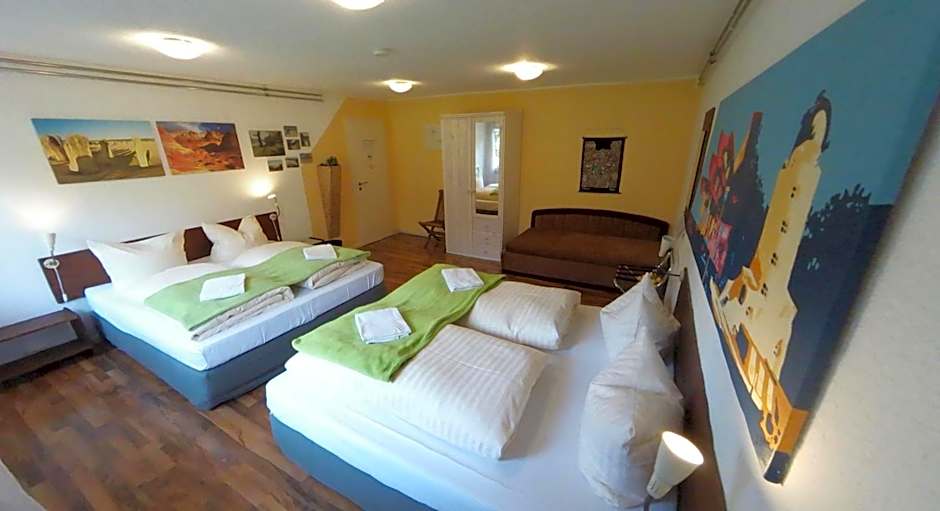 Quartier SansSouci Hostel