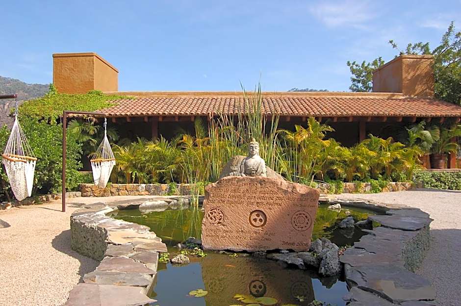 Hostal de la Luz - Spa Holistic Resort