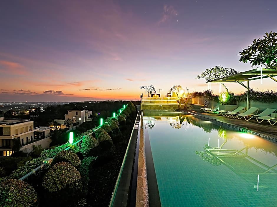 Maxonehotels At Bukit Jimbaran
