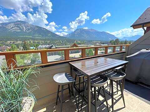 Mountain Vista Escape Downtown