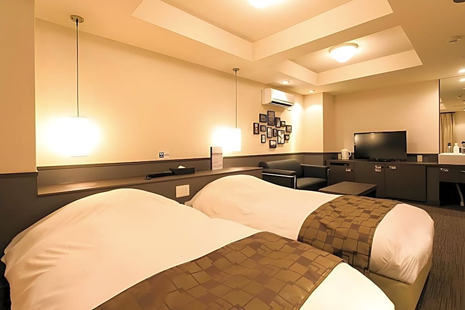Hotel Double Funabashi