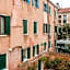 Vivaldi Apartment