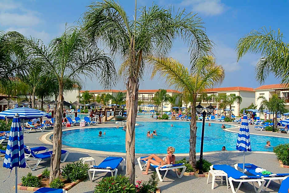 Tsokkos Paradise Holiday Village