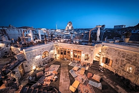 Doda Artisanal Cave Hotel  16 adults only