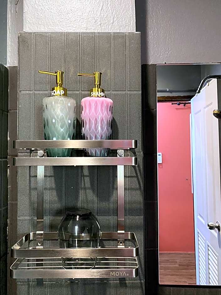 VarietyD-DayHostel HuaHin