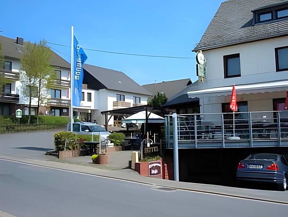 Hotel zur Burg Nurburg