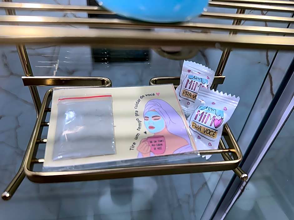 FLAT Boa Viagem - 50m da Praia - Garagem GRÁTIS - 24H CHECK IN - SEM AR CONDICIONADO