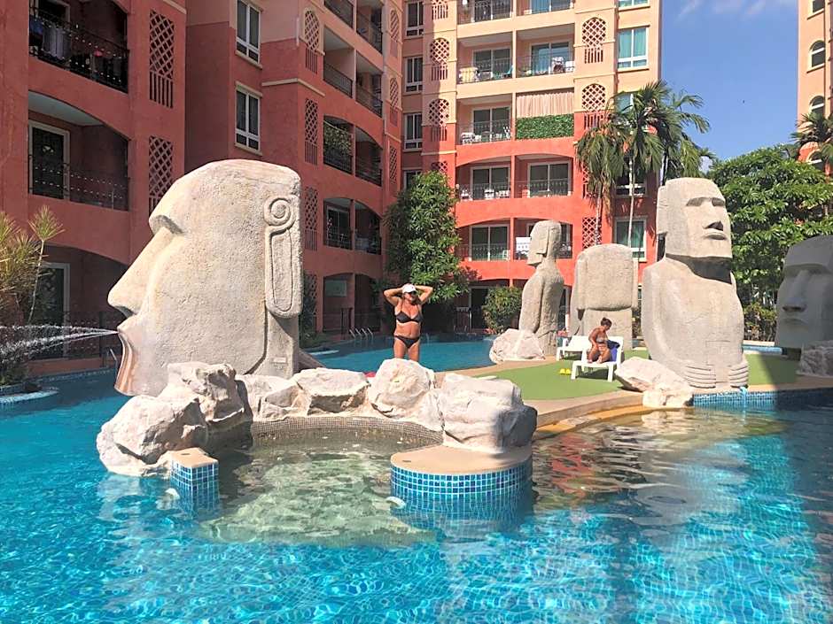 Seven Seas Pattaya by nty