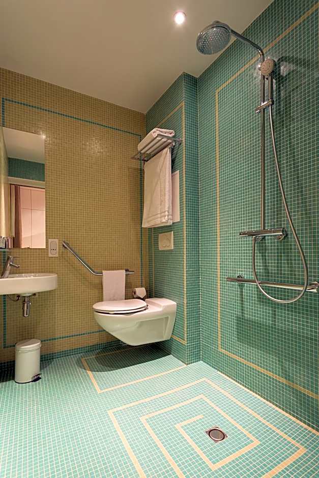 New Hotel Republique