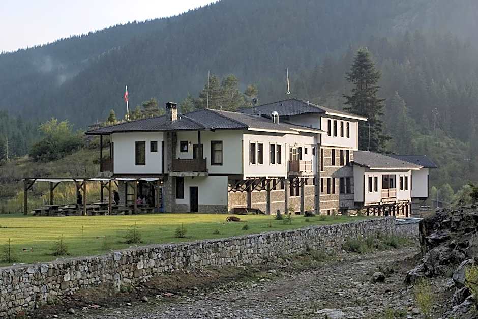 Family Hotel Arkan Han