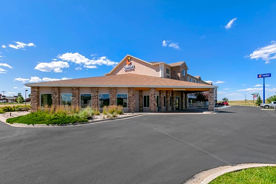 Comfort Inn & Suites Near University of Wyoming