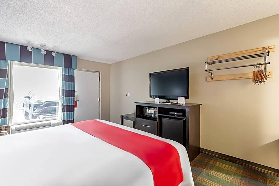 OYO Hotel Mt. Vernon - Renfro Valley/I-75