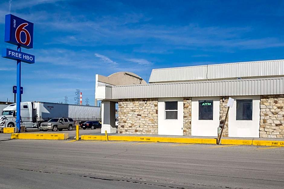 Hotel 465 By Regency