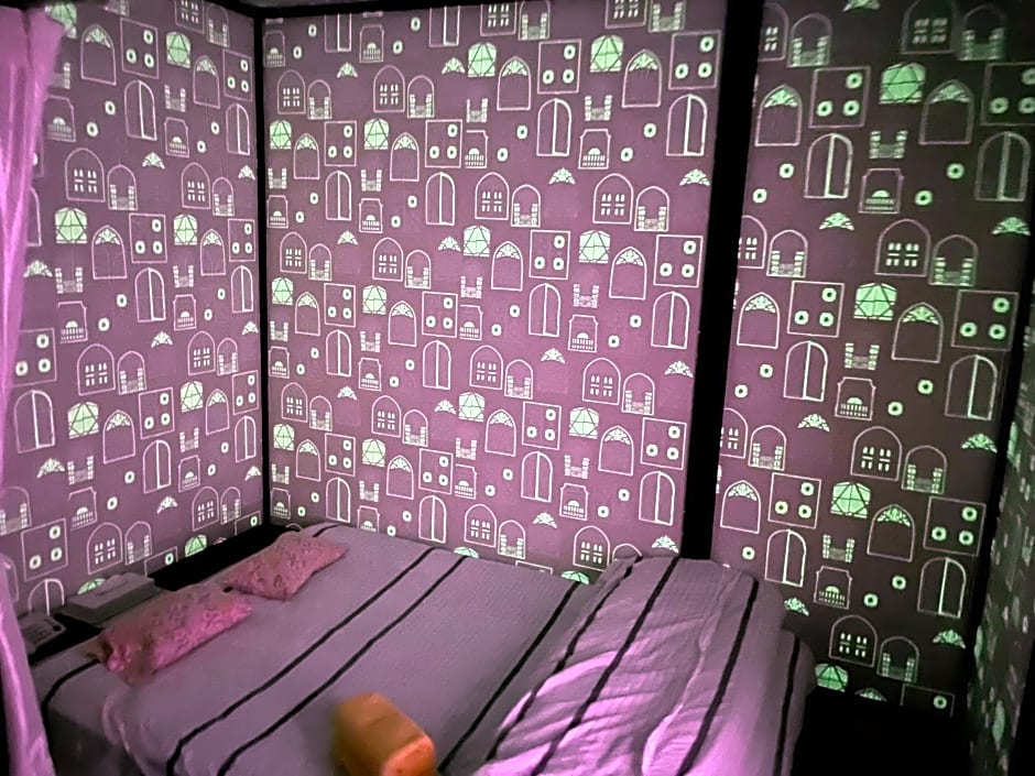 Lucky Hotel